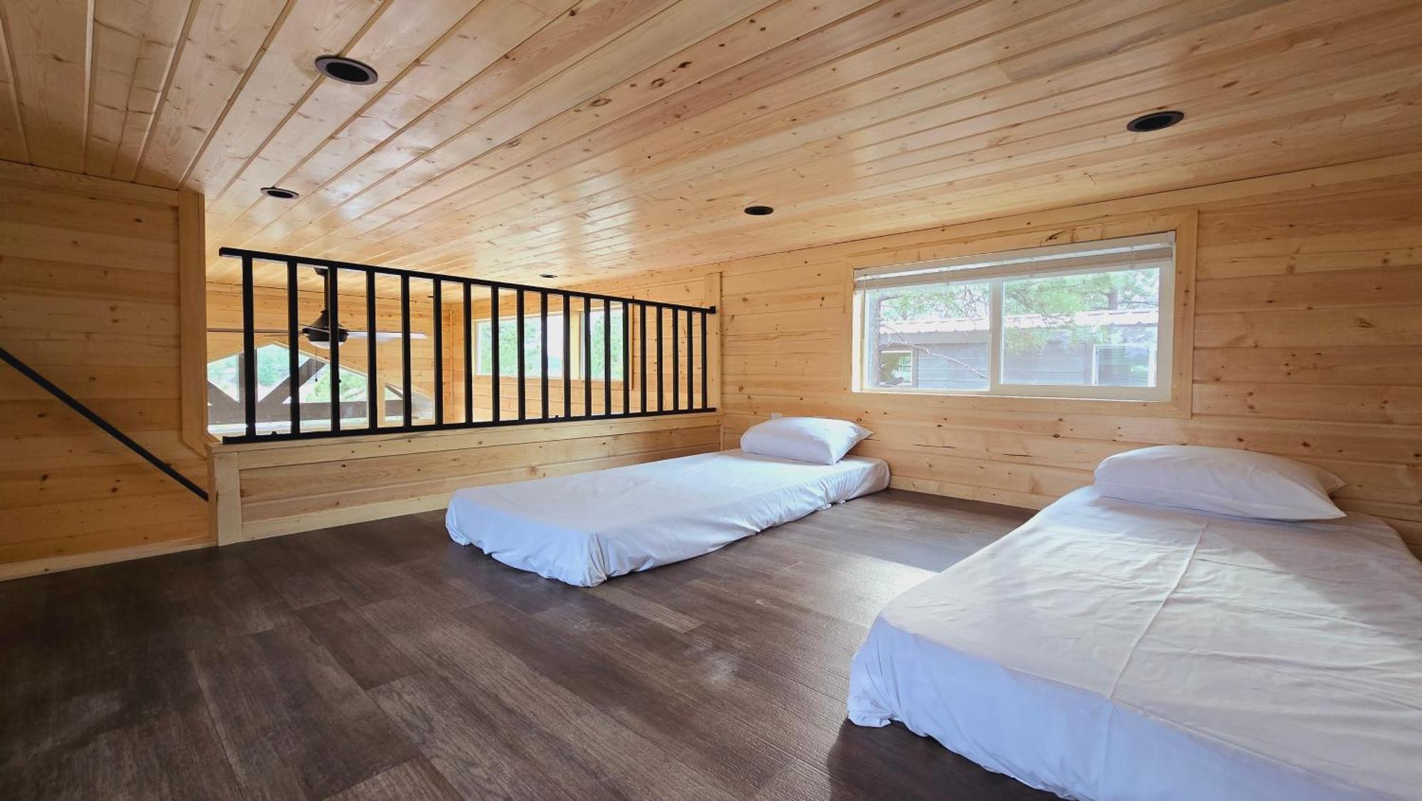 וויליאמס Cozy Cabin With Mountain View 6A מראה חיצוני תמונה